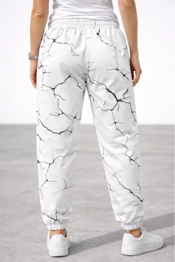 Bidebuvar Dijital Baskılı Eşofman Altı Kışlık Üç İplik Şardonlu Kumaş Lastikli Paça, Cepli, Rahat Kalıp - Beyaz