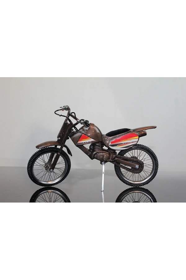 Bidebuvar Harley Metal Motor