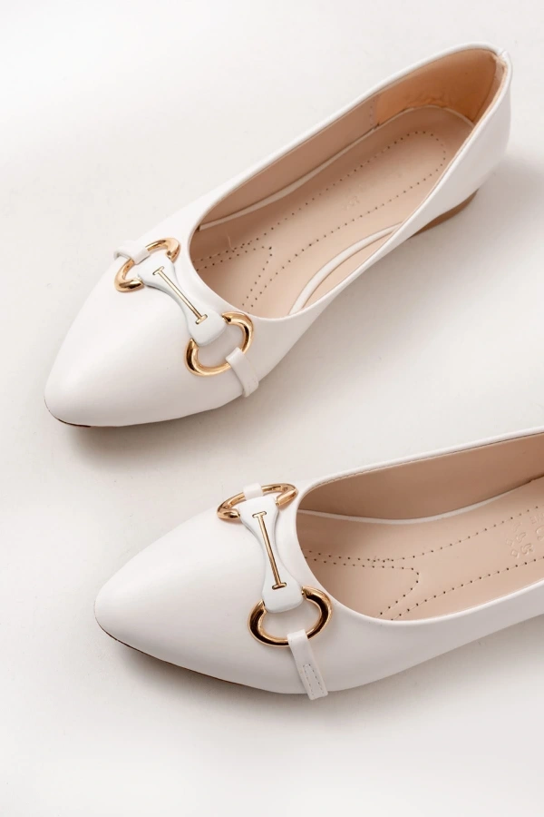 Bidebuvar İNF-129 Beyaz Günlük Taş Aksesuarlı Babet