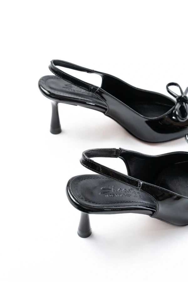 Bidebuvar İNF-4500 Siyah Rugan Günlük Arkası Açık Fiyonklu Topuklu Bayan Ayakkabı