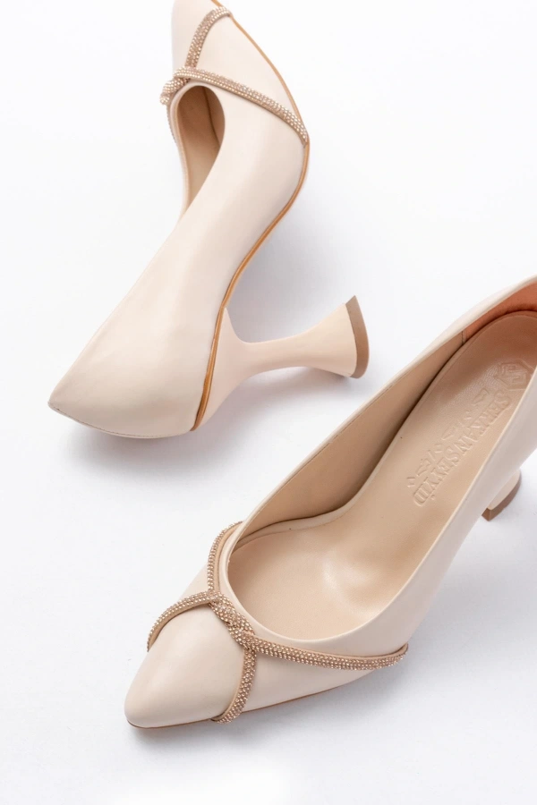 Bidebuvar K-10 Bej Günlük Sarmal Taşlı Topuklu Kadın Ayakkabı