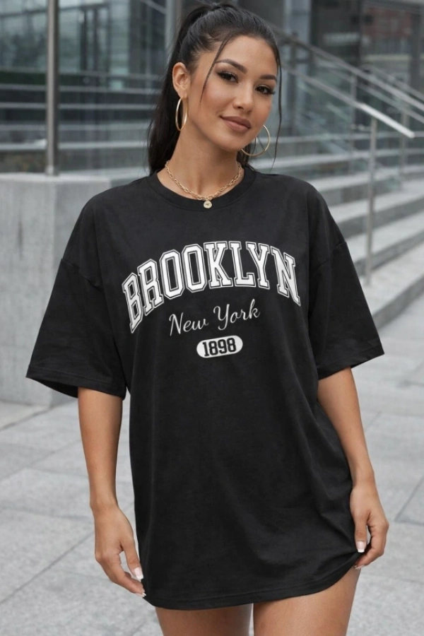 Bidebuvar Kadın Brooklyn New York Baskılı Oversize T-shirt