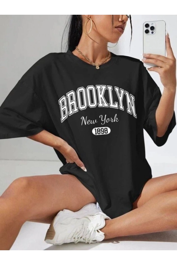 Bidebuvar Kadın Brooklyn New York Baskılı Oversize Tshirt