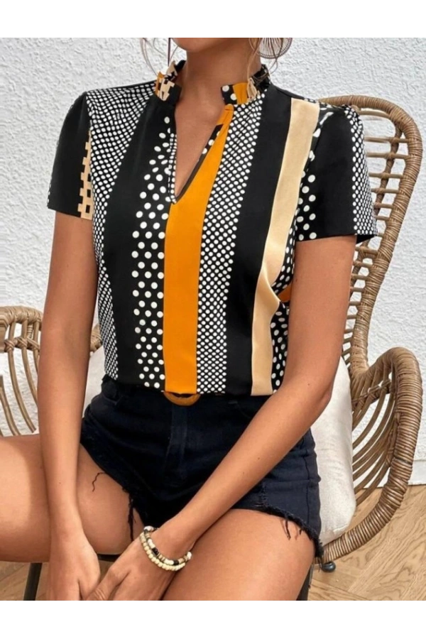 Bidebuvar Kadın çentik Ve Büzgülü Yaka, Desenli Mikro Kumaş Bluz