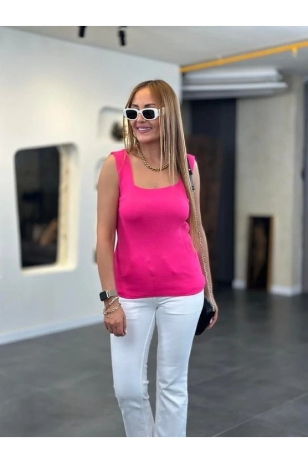 Bidebuvar Kadın Kare Yaka Kalın Askılı Beyaz Triko Bluz