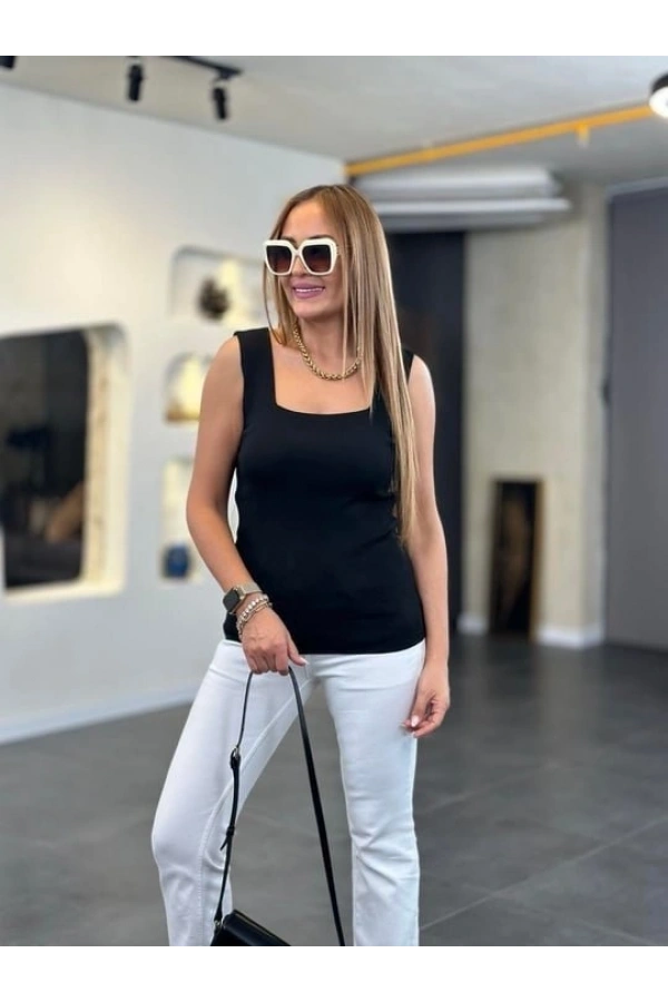 Bidebuvar Kadın Kare Yaka Kalın Askılı Beyaz Triko Bluz