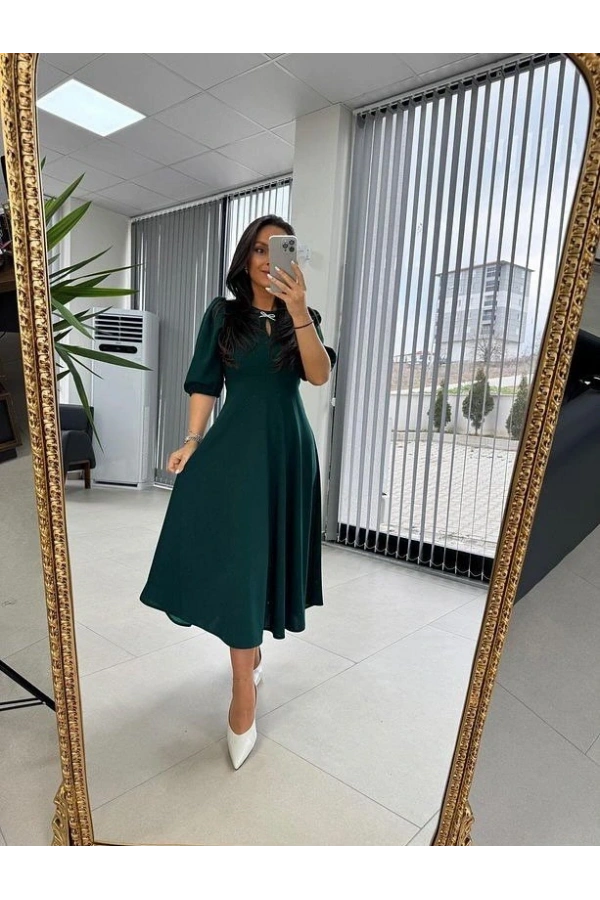 Bidebuvar Kadın Kısa Kollu Bisiklet Yaka Fiyonk Broşlu Midi Janjan Krep Elbise