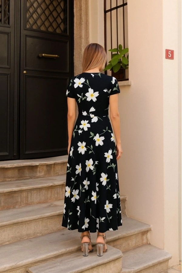 Bidebuvar Kadın Kısa Kollu Bisiklet Yaka Puantiyeli Maksi örme Krep Elbise