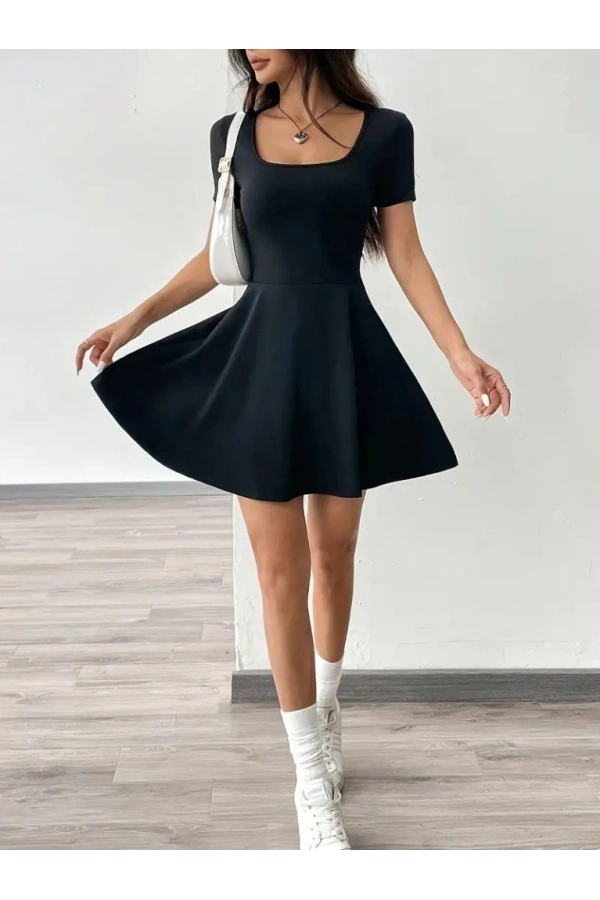 Bidebuvar Kadın Kısa Kollu Kare Yaka Short Detaylı Cepli Dalgıç Elbise