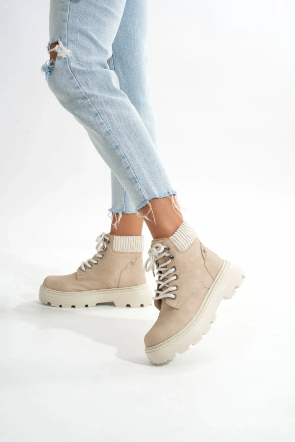 Bidebuvar LMÇ-2045 Bej Süet Bağcıklı Kalın Taban Kadın Günlük Bot