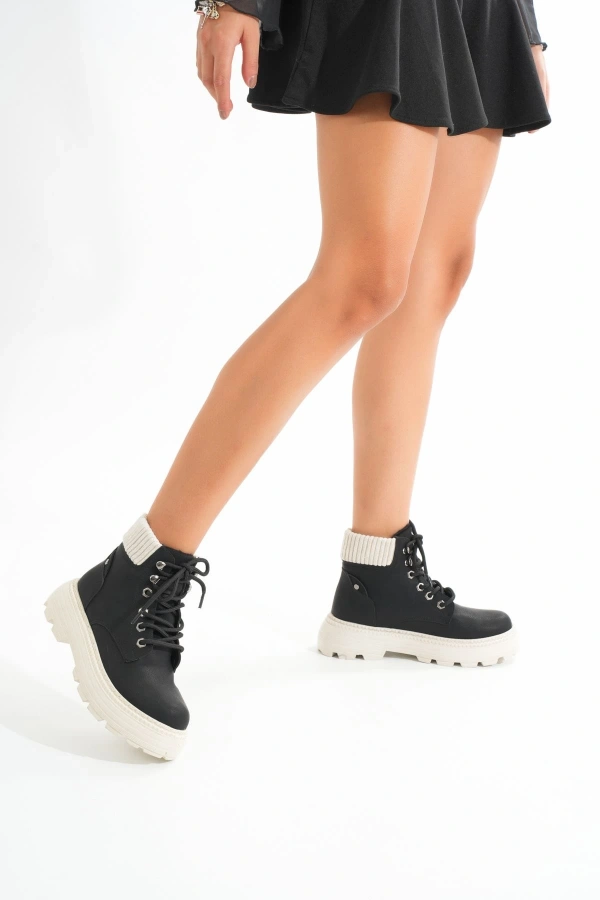 Bidebuvar LMÇ-2045 Siyah-Bej Taban Bağcıklı Kalın Taban Kadın Günlük Bot