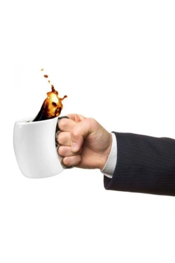 Bidebuvar Muşta Tasarımlı Seramik Kupa