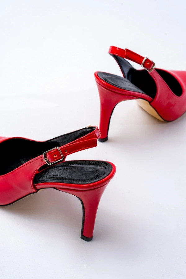 Bidebuvar ST-1153 Kırmızı Rugan Günlük Arkası Açık 9 cm Topuklu Kadın Ayakkabı