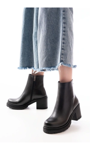 Bidebuvar 767-3020 Siyah Fermuarlı Kalın Topuklu Günlük Kadın Bot