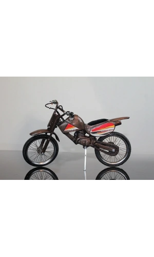 Bidebuvar Harley Metal Motor