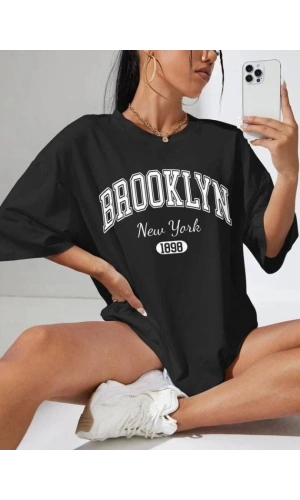 Bidebuvar Kadın Brooklyn New York Baskılı Oversize Tshirt