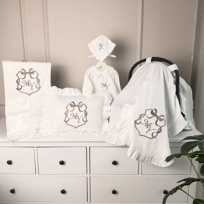 Pamuk Saten Hastane Çıkış Seti Yastık-Battaniye-Puset-Bebe Yaka Tulum