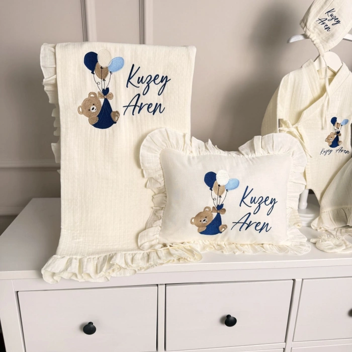 Nakışlı İşlemeli İsimli Hastane Çıkışı Seti 4 Parça