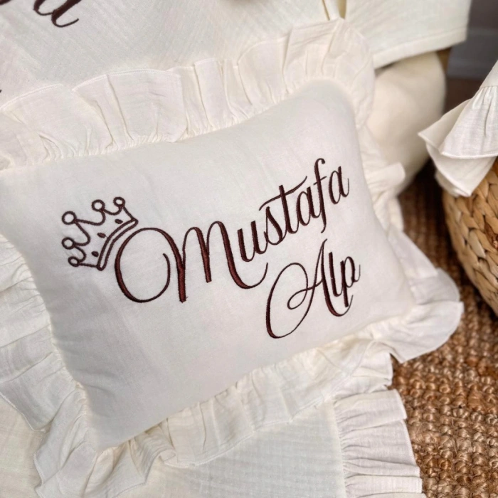 Müslin Ekru Set – Yastık, Battaniye, Puset Örtüsü ve Alt Üst Takım