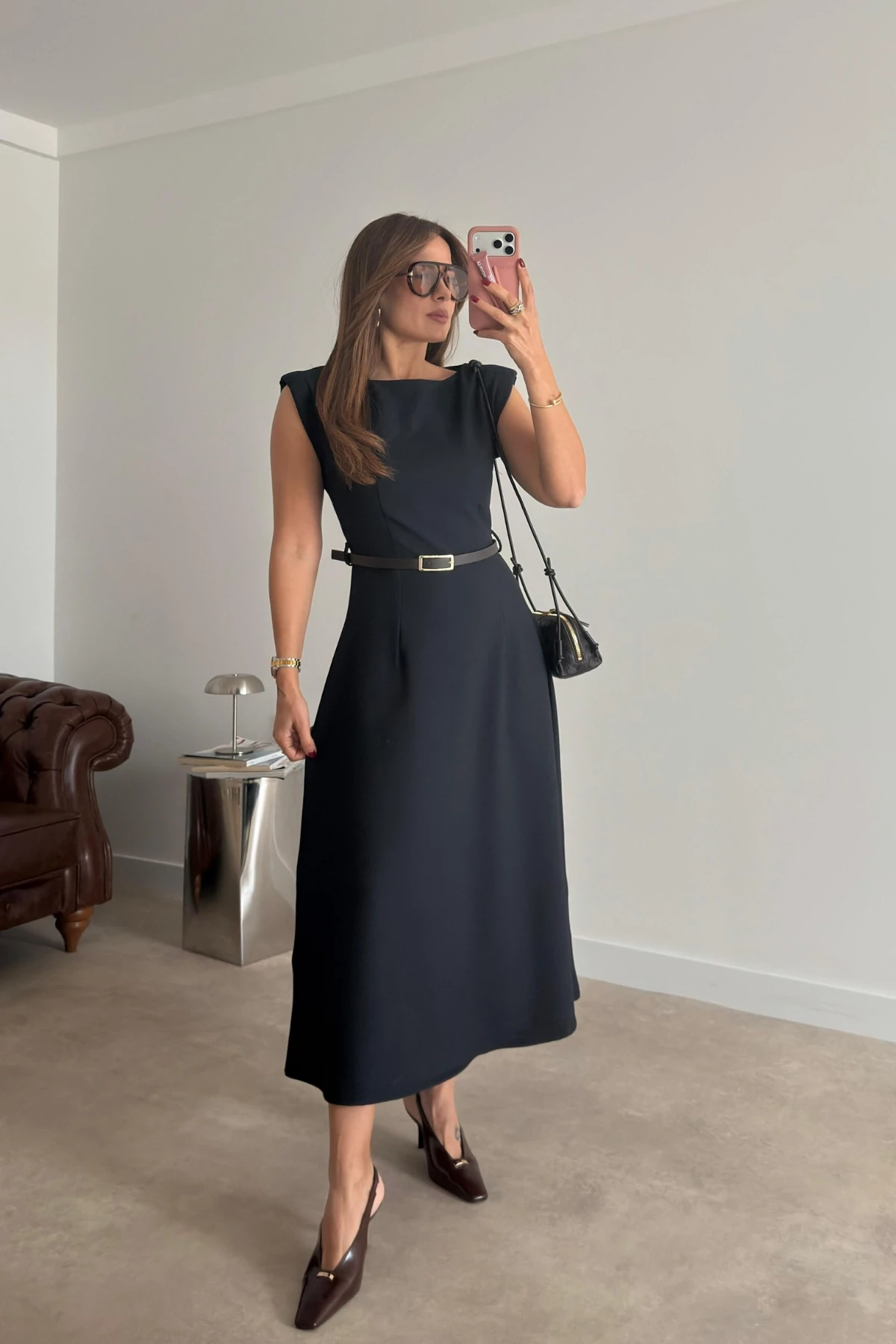 Vatkalı Kemer Detay Elbise