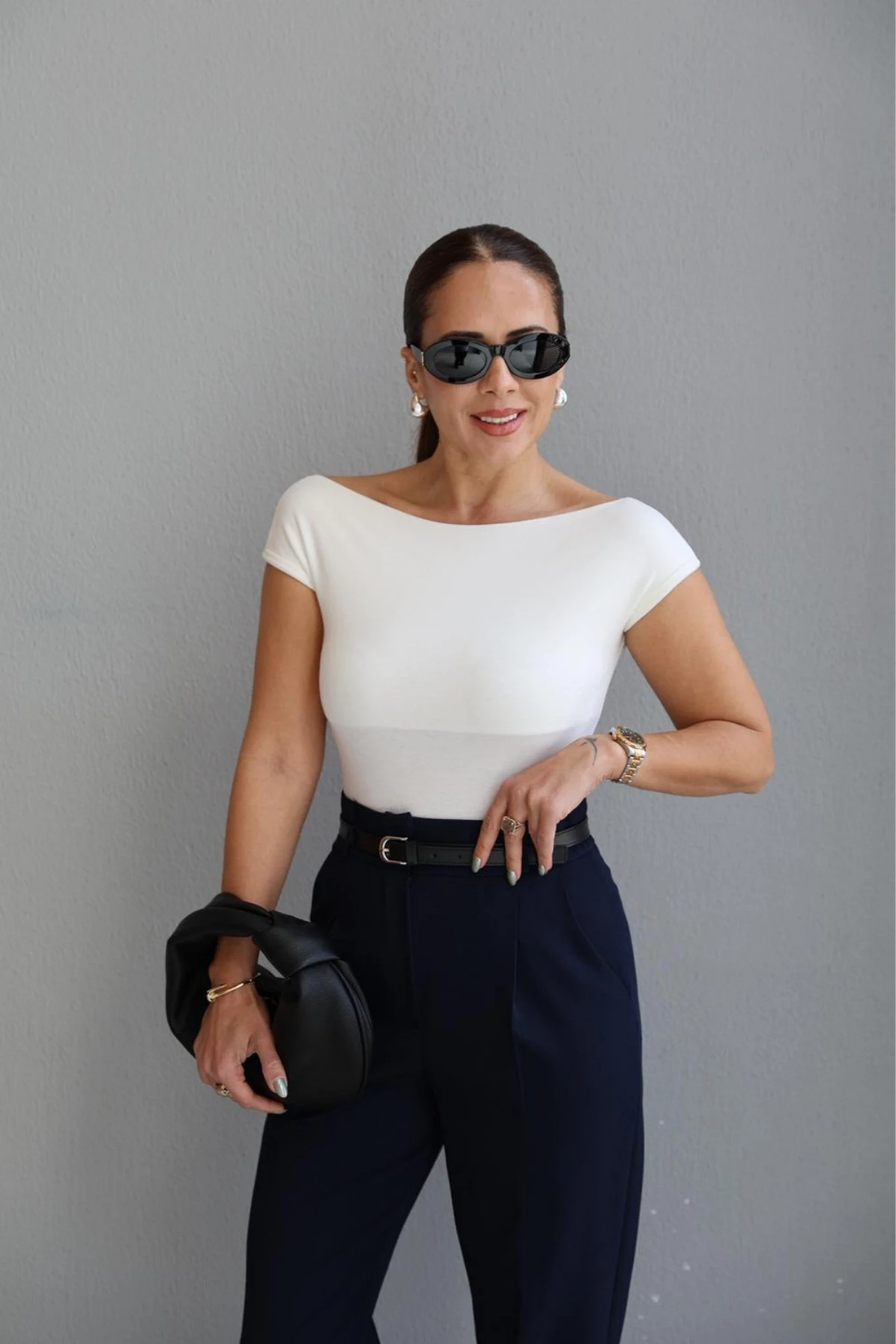 Ekru Kayık Yaka Body