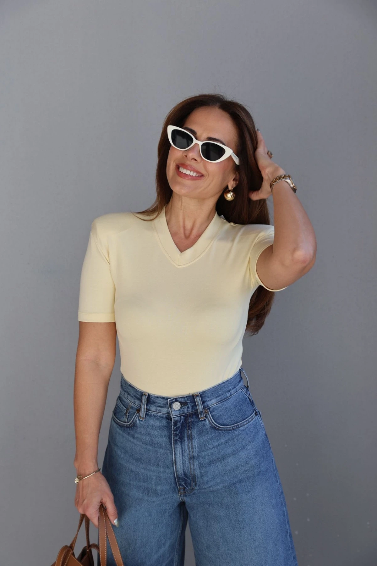 SARI V Yaka Vatkalı Bodysuit