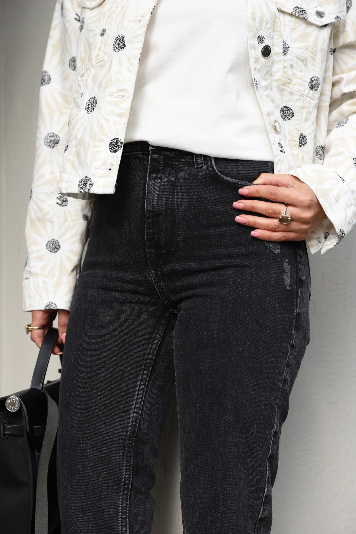 Antrasit Yırtık Detay Mom Jean Pantolon