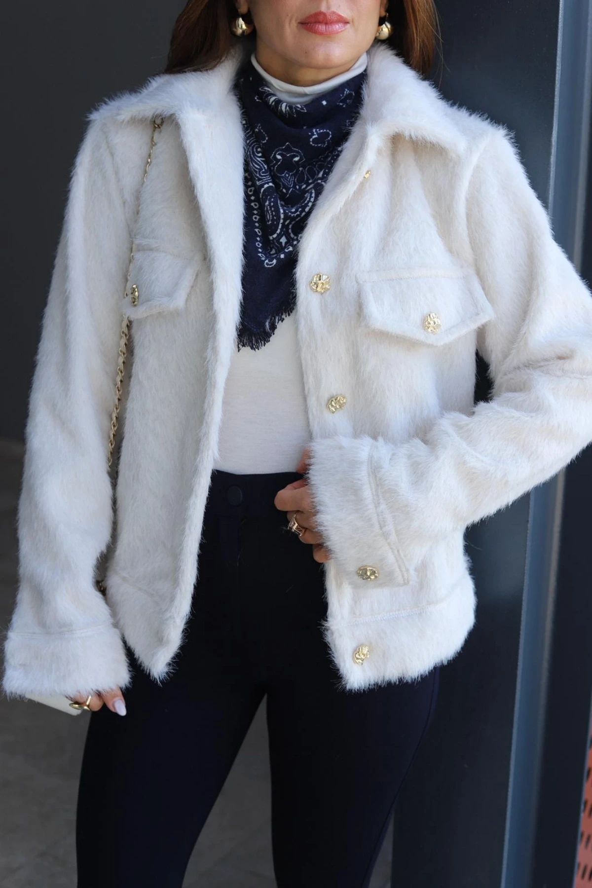 Ekru Gold Düğme Detay Ceket