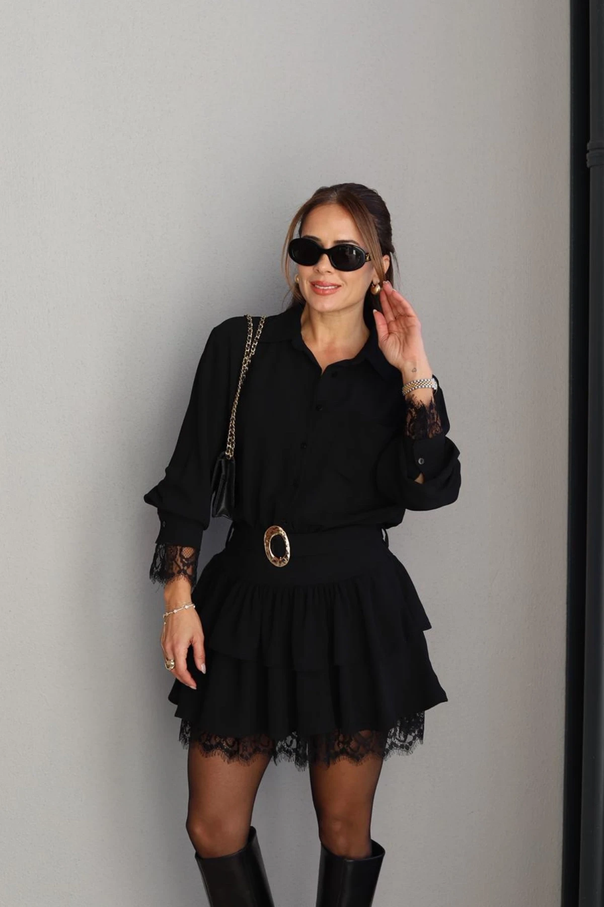 Siyah Dantel Detay Kuşaklı Elbise