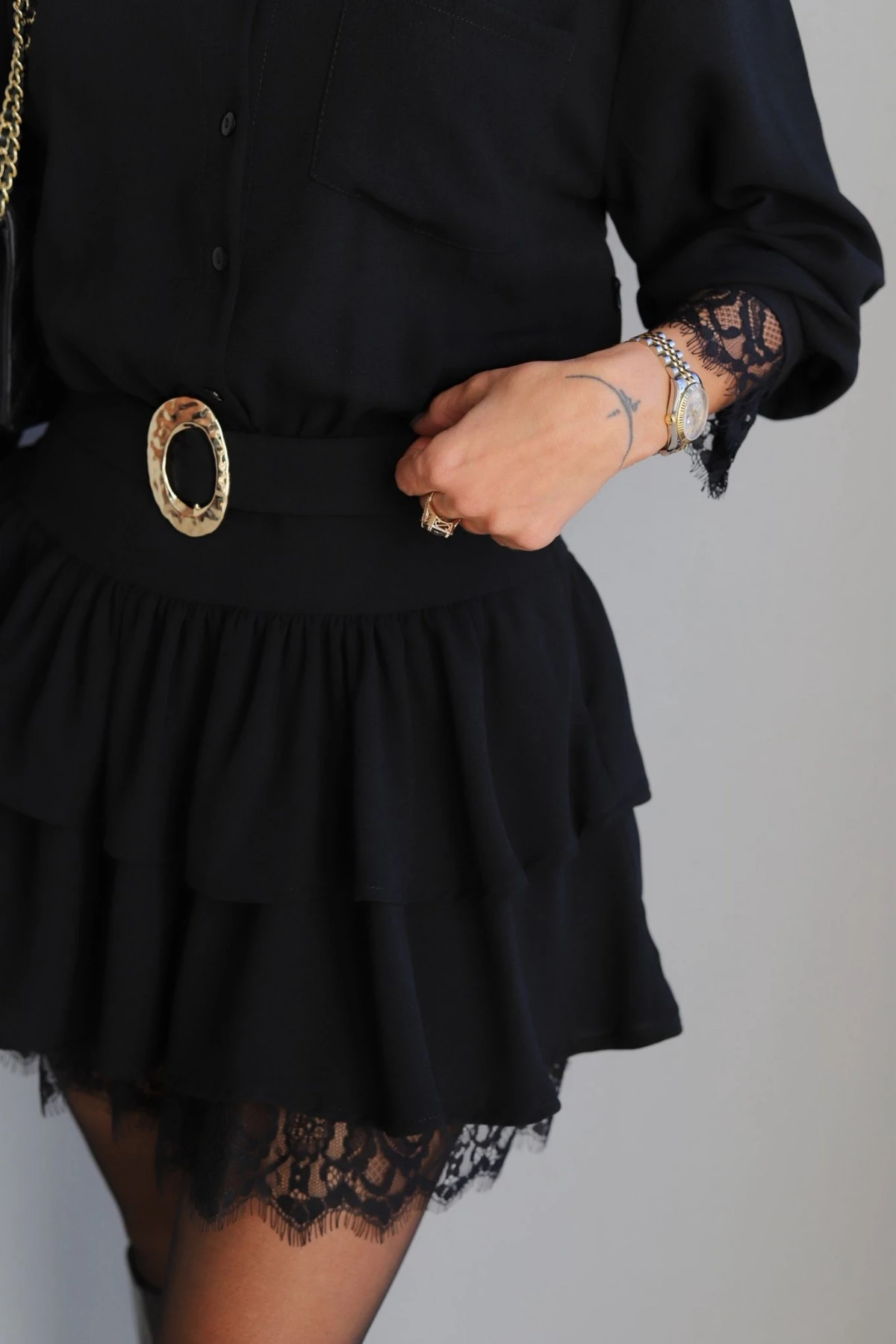 Siyah Dantel Detay Kuşaklı Elbise