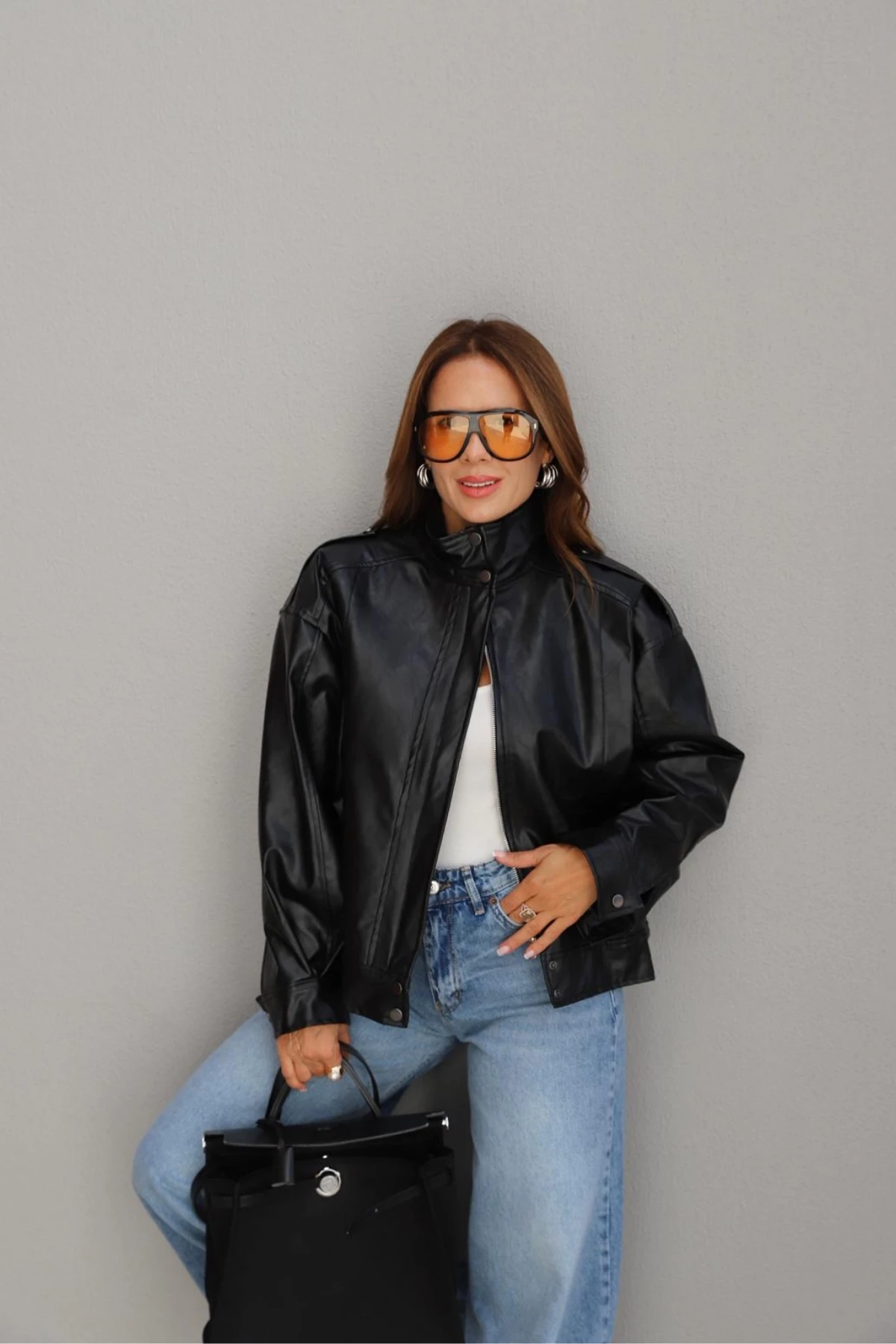 Siyah Dik Yaka Suni Deri Ceket