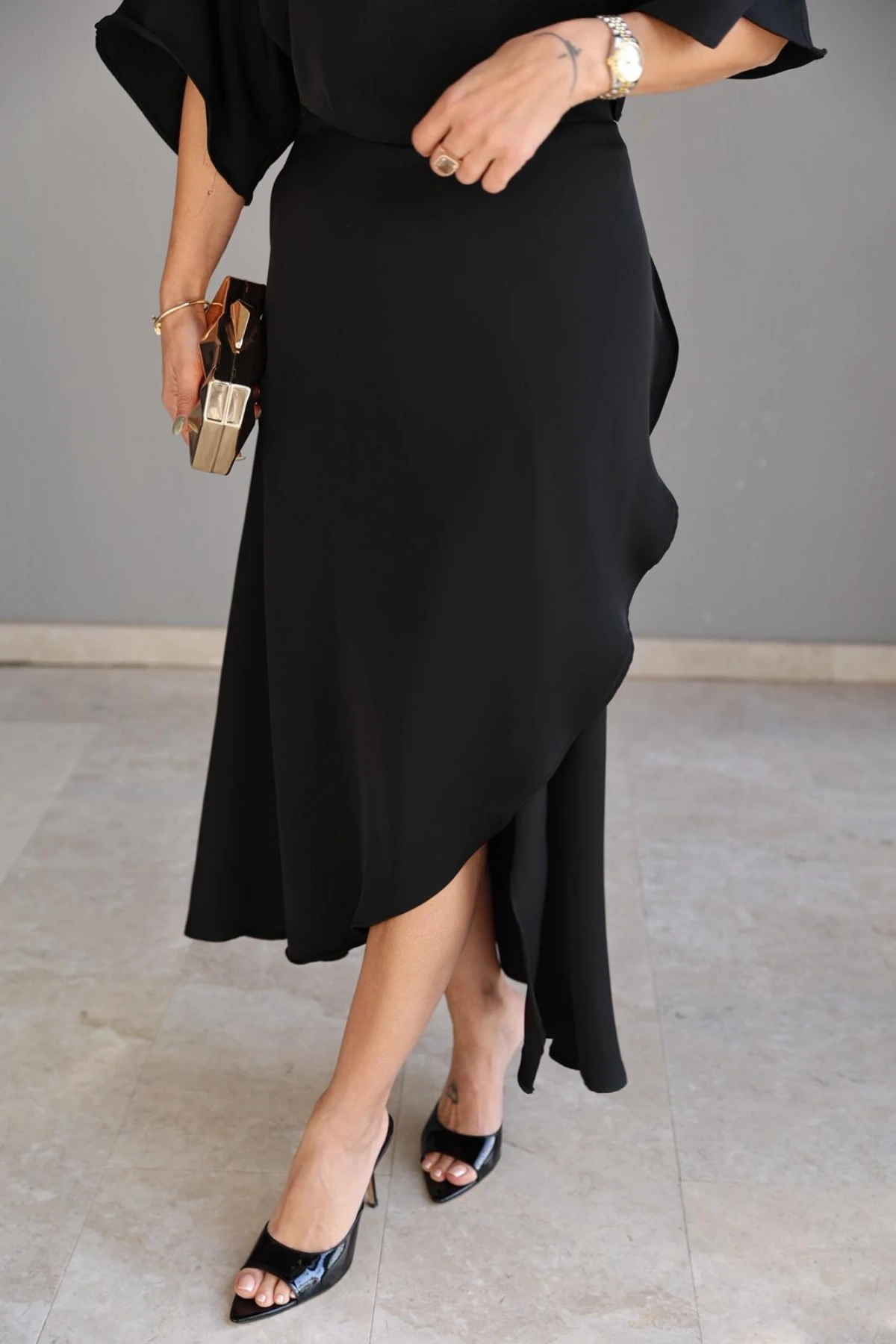 Siyah Maxi Saten Elbise