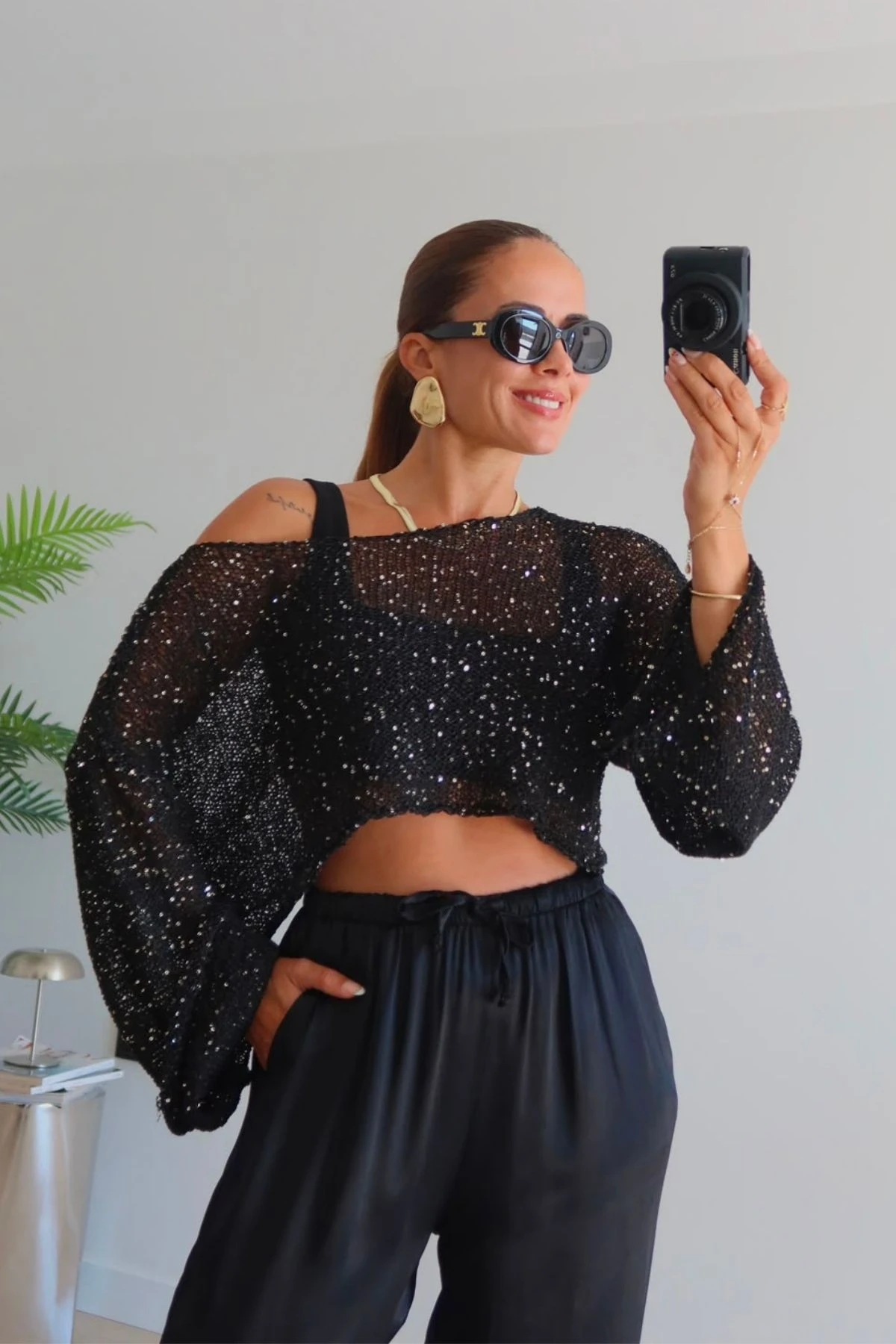 Siyah Pullu Merserize Crop Bluz