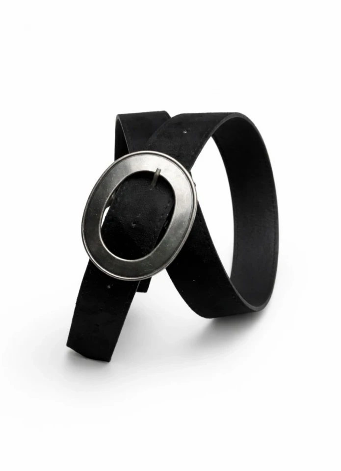 Siyah Oval Tokalı Süet Kemer