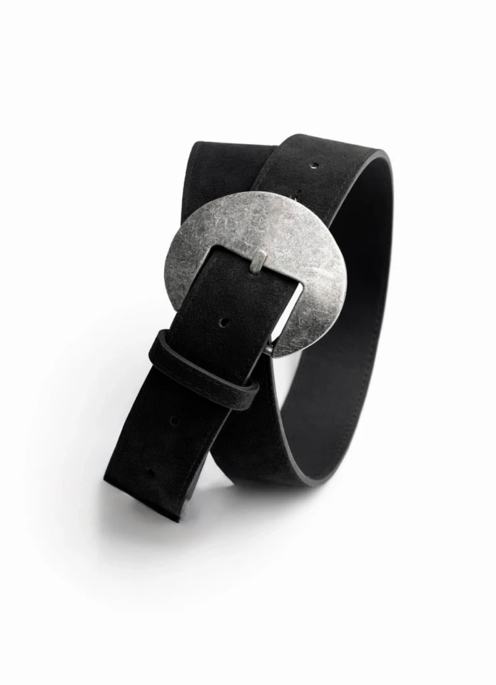 Siyah Oval Metal Tokalı Süet Kemer