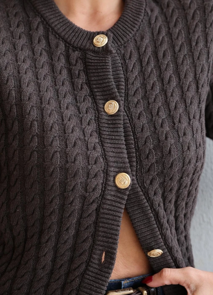 Acı Kahverengi Örgü Desen Gold Düğmeli Hırka