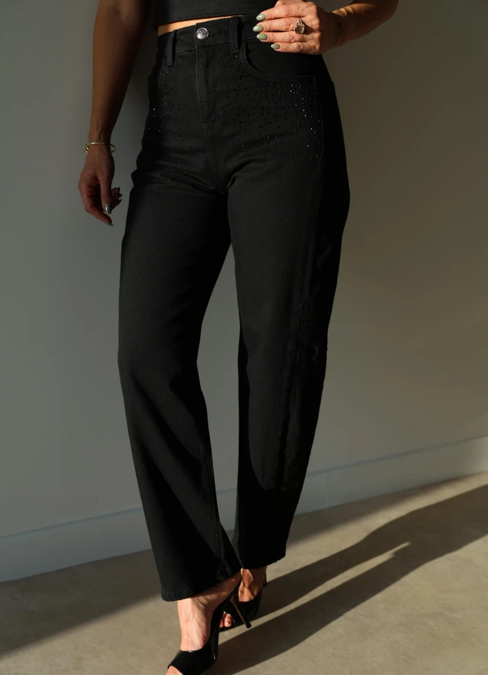 Siyah Cep Taş Detay Jean