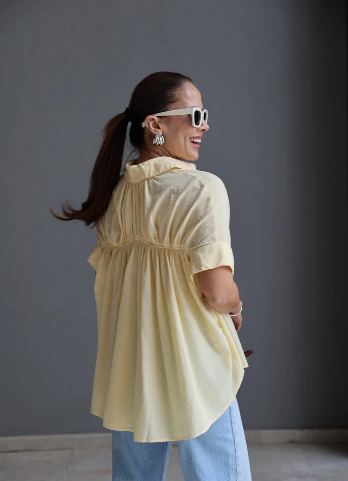SARI Sırt Pile Detay Gömlek