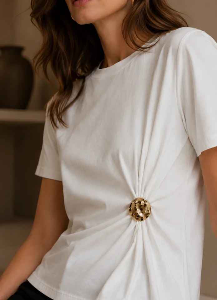 Beyaz Gold Tokalı Tshirt
