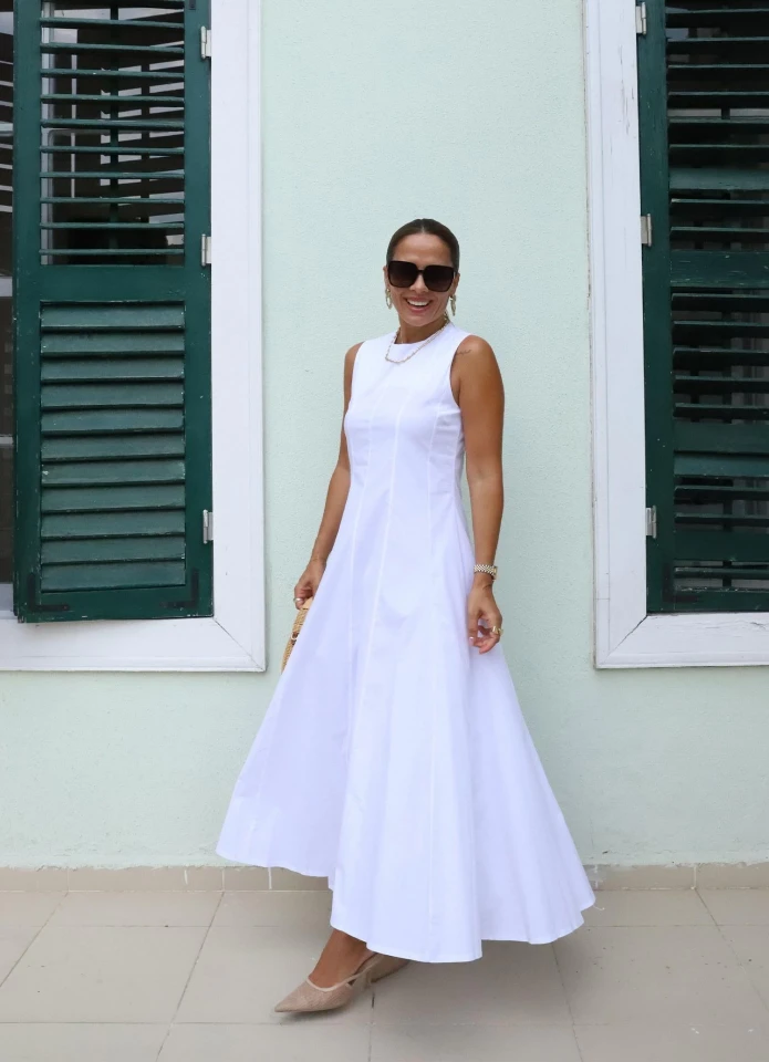 Beyaz Kolsuz Çan Model Elbise