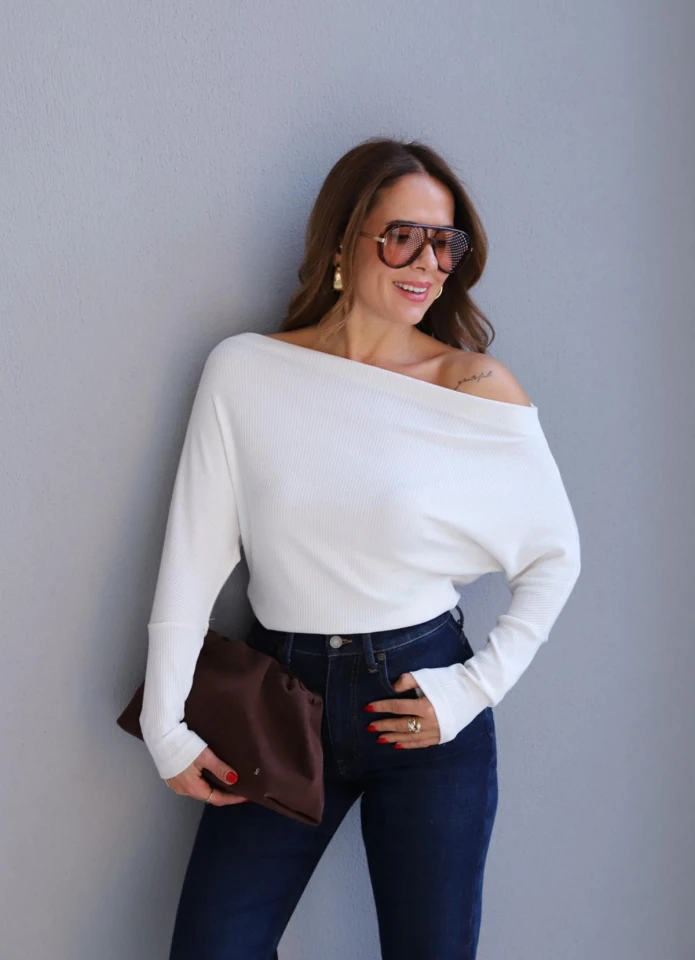 Ekru Kayık Yaka Bluz