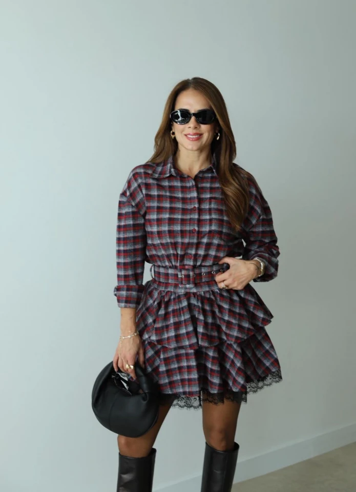 KIRMIZI Ekoseli Dantel Detay Elbise