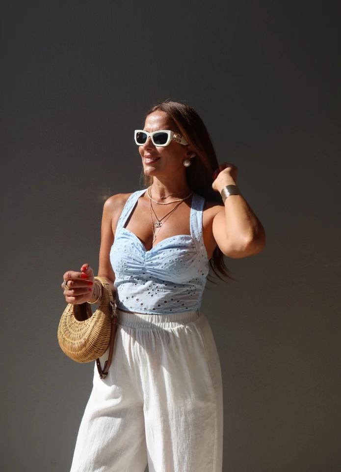 MAVİ Sırt Detay Fisto Crop