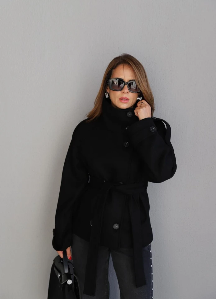 Siyah Kuşaklı Kısa Kaban