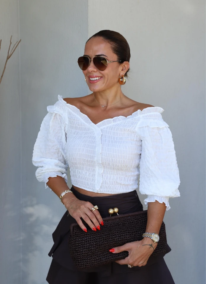 Yaka Fırfır Detay Gipeli Bluz