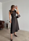 Vatkalı Kemer Detay Elbise