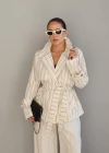 Ekru Kuşaklı Kruvaze Yaka Ceket