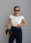 Ekru Kayık Yaka Body