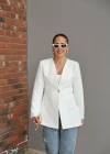 Beyaz Gold Düğme Detay Blazer
