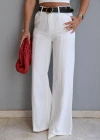 Beyaz Kemerli Jean Pantolon